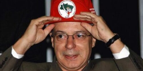 Um verme insulta o Sol