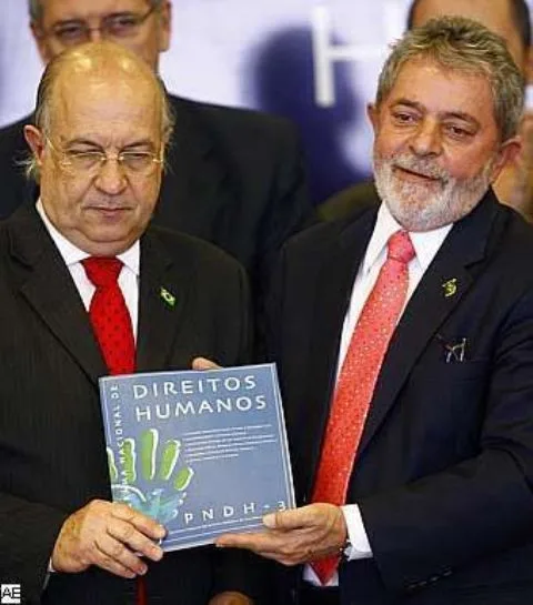 No momento, você está visualizando Vannuchi e a página da História