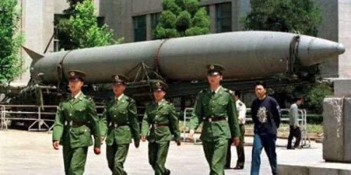 China poderia arrasar 80% das bases americanas na Ásia