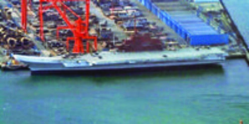 China vermelha restaura porta-aviões nuclear