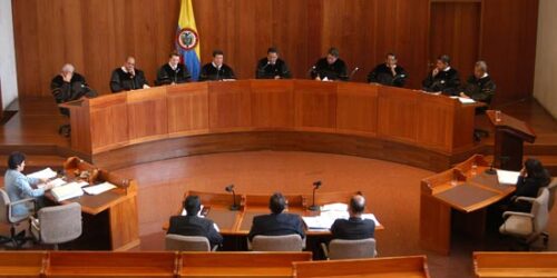 Denúncia: FARC e Supremo Tribunal