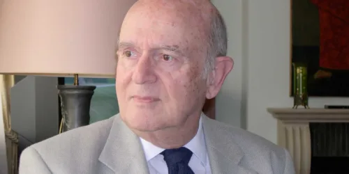 “Como se fabrica uma revolução”