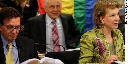 Mais uma batalha vencida: votação do PLC 122 é adiada