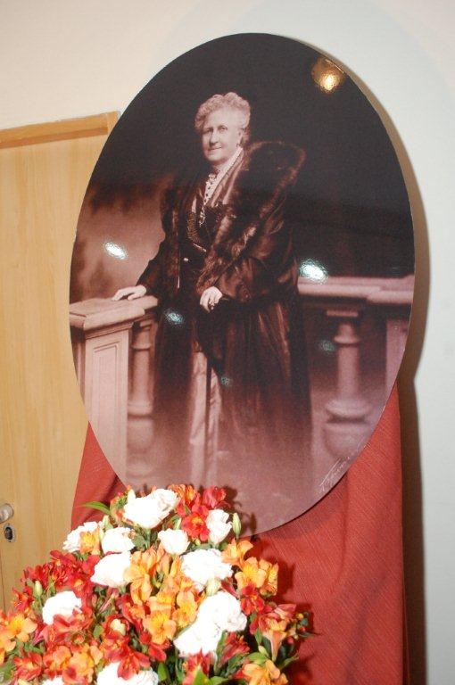 No momento, você está visualizando Tributo à princesa Isabel no 90º ano de seu falecimento