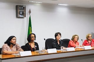 No momento, você está visualizando Uma voz “politicamente incorreta” fez-se ouvir no Senado