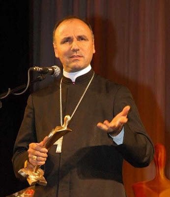 No momento, você está visualizando Bispo romeno lembrou mártires do comunismo, mas Sínodo não se incomodou