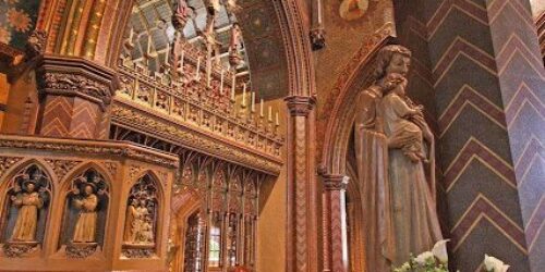 Mil padres católicos britânicos denunciam retorno às perseguições religiosas pelo “casamento” homossexual