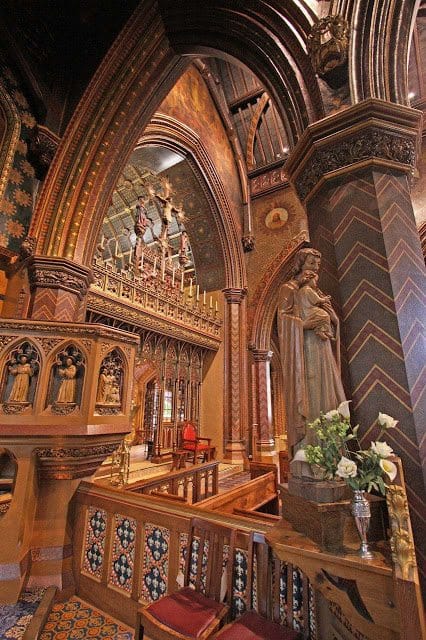 No momento, você está visualizando Mil padres católicos britânicos denunciam retorno às perseguições religiosas pelo “casamento” homossexual