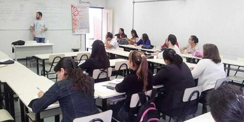 Universidade mineira administra curso para difundir comunismo