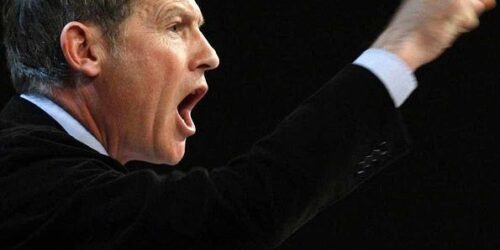 Laicismo: para ministro francês o Estado laico deve ensinar uma nova religião para banir a Igreja Católica