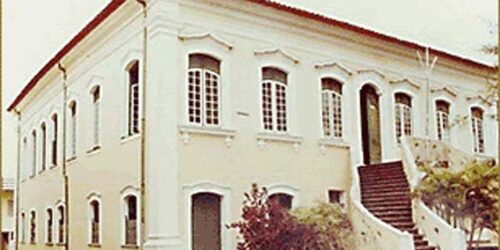 Revolução em estilo colonial