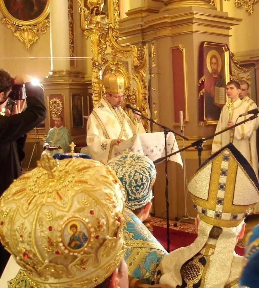 No momento, você está visualizando Governo ucraniano ameaça tornar ilegal a Igreja Católica por celebrar missas para os opositores