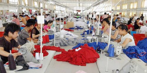 Produtos químicos nocivos até em roupinhas para crianças