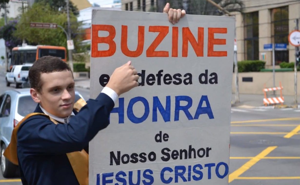 No momento, você está visualizando 2 semanas de campanhas em 5 minutos – Buzine contra a blasfêmia!