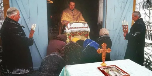 Católicos na miséria resistem à perseguição russo-cismática na Criméia