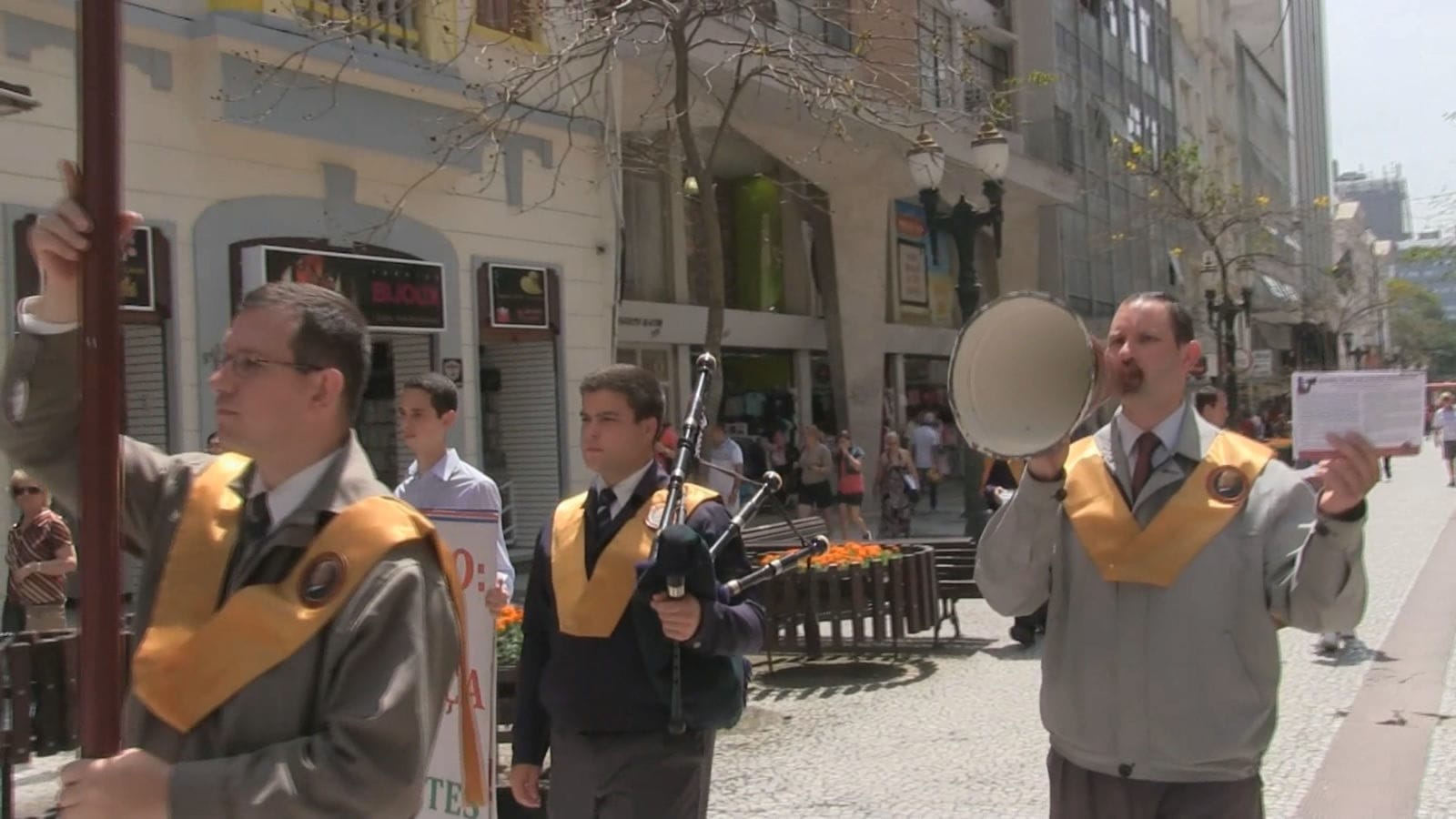 No momento, você está visualizando Caravana Cruzada pela família de volta a Curitiba