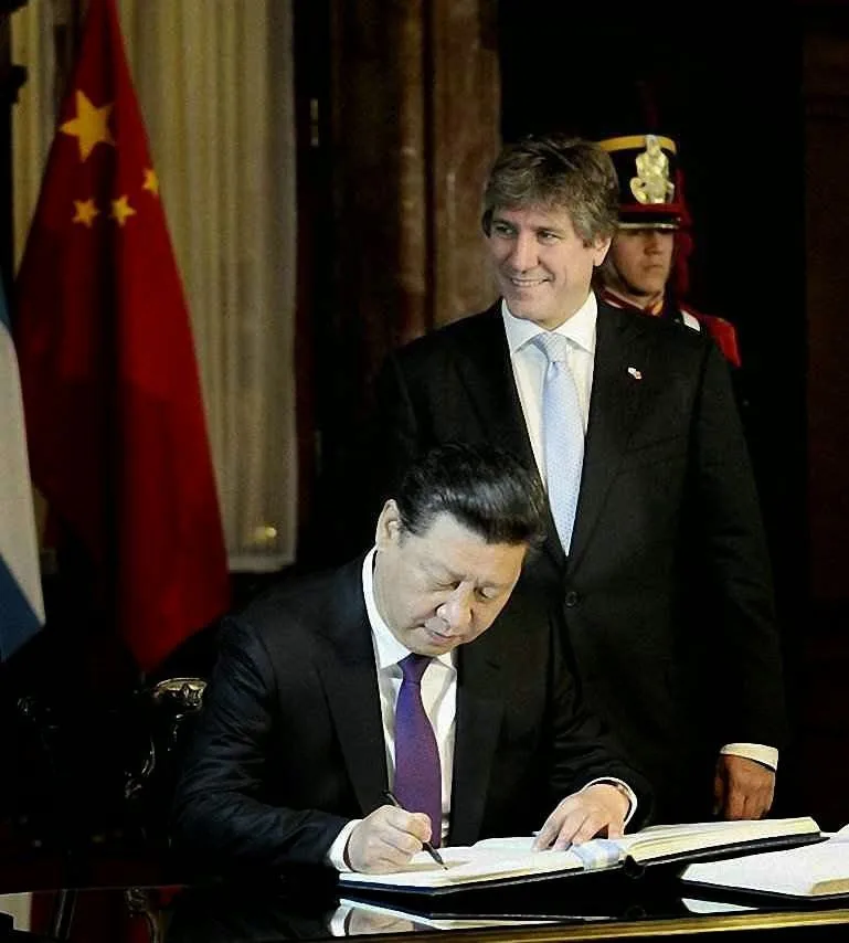 No momento, você está visualizando Imperialismo chinês e oligarquía populista depenam Argentina