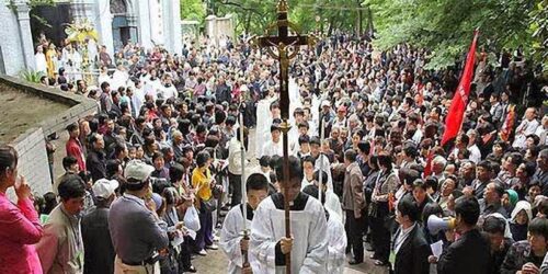 Número de cristãos na China supera o dos filiados ao Partido Comunista