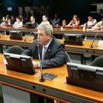Deputado manifesta repúdio ao MST