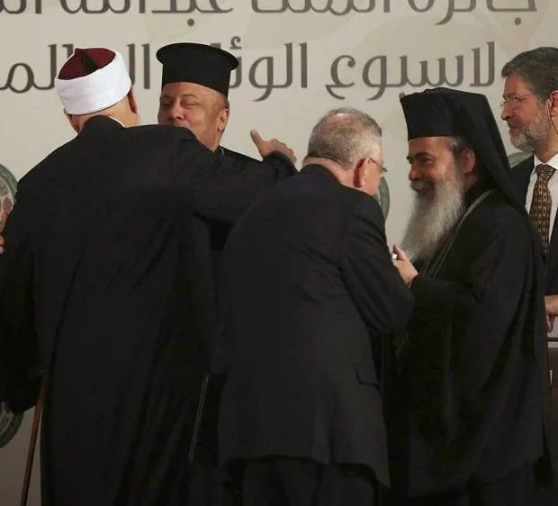 Para o islamismo, os gestos ecumênicos são sinal de fraqueza dos cristãos e convidam a atacar com maior furor