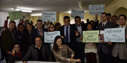 Vídeo: Vitória das Famílias Paranaenses contra a Ideologia de Gênero!