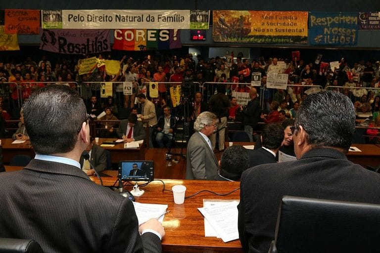 No momento, você está visualizando Campinas: Na última sessão do semestre, vereadores aprovam em 1ª discussão emenda anti-Ideologia de Gênero