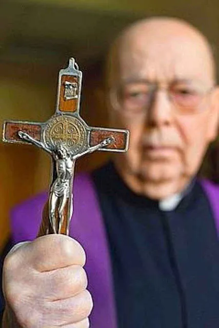 No momento, você está visualizando Charlie: brincadeira enganosa atrai demônios difíceis de exorcizar