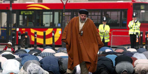 Estado Islâmico é afim com movimentos cristianofóbicos ocidentais