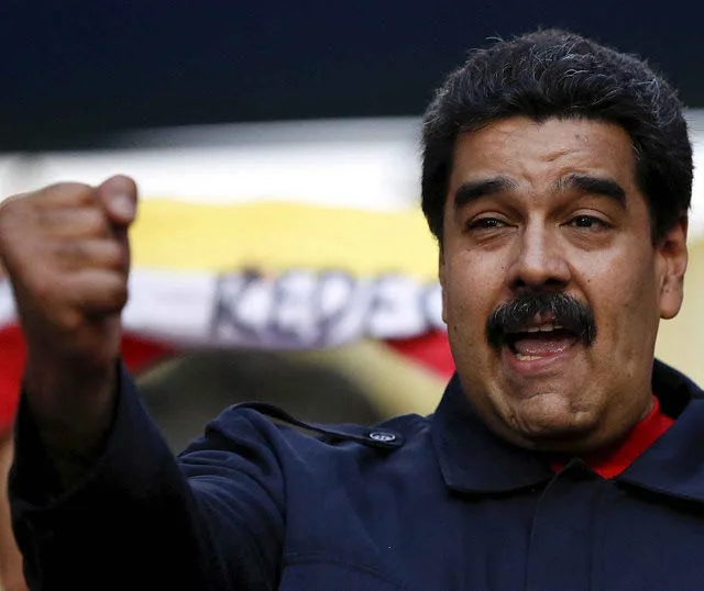 No momento, você está visualizando Ditadura venezuelana avança a cegas, ensanguentada, hilariante e fanática