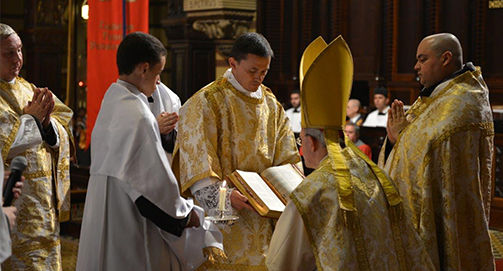 Leia mais sobre o artigo Vídeo: Solene Missa Pontifical celebrada por Dom Schneider no 20º ano de falecimento de Plinio Corrêa de Oliveira