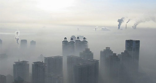 No momento, você está visualizando Alerta vermelho pela poluição na China. COP21 deu de ombros e socialismo comemorou o achatamento da população