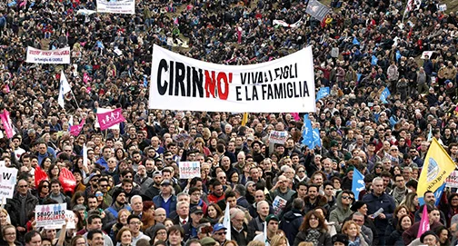 No momento, você está visualizando ROMA — Monumental manifestação no “Dia da Família” contou com 2 milhões de participantes