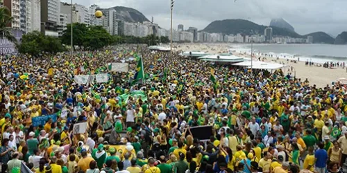Atualização: Fotos das Manifestações do 13 de março de 2016