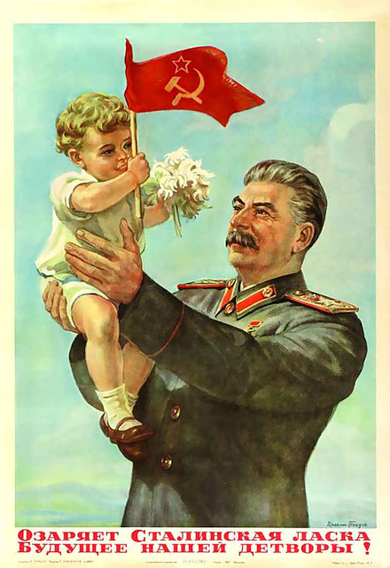 A bondade de Stalin ilumina o futuro de nossas frlhos, diz o cartaz Putin joga a mesma cartada bancando o defensor da família e da moralidade pública