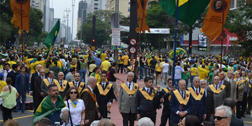 Convite – Manifestação do próximo domingo (17/04/2016)