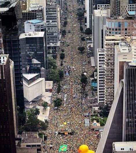 Manifestação 2016 1400 milhão