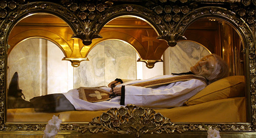 No momento, você está visualizando Conversão dos anglicanos III: o santo cura de Ars e o Servo de Deus Bartolomeu Holzhauser