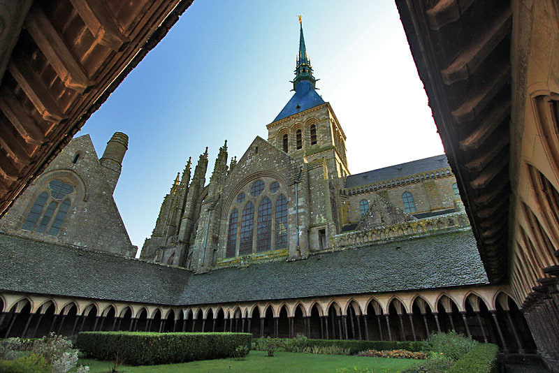 France-Mont-Saint-Michel-Abbey2-L