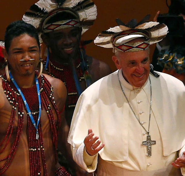 papa-francisco-quer-uma-igreja-autoctone-na-amazonia-segundo-cardeal-hummes-foto-na-jmj-rio-de-janeiro-julho-2013