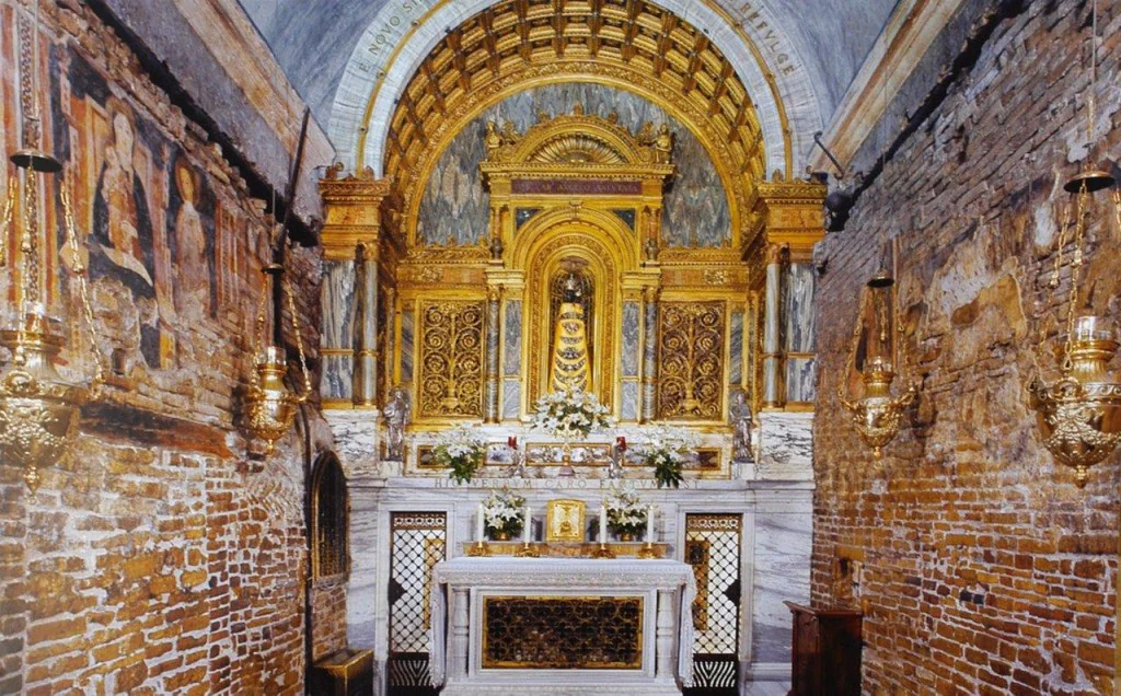 santa-casa-de-loreto1-1024x636