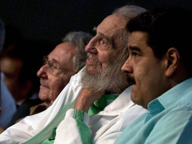cubanos-aniversario-de-fidel