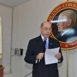 Fotos e vídeos da conferência: Sobrevivendo na atual crise da igreja