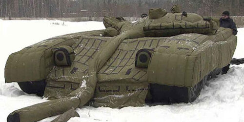 Armas infláveis, políticas “religiosas” e “conservadoras”: a “maskirovka” forja mentiras sem cessar