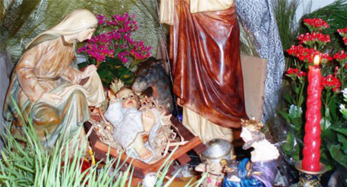 No momento, você está visualizando Junto ao Presepe