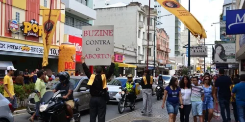 Cruzada pela Família: Diga NÃO! ao aborto! Caravana em Minas Gerais