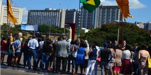 Fotos – Terço público pelo Centenário de Nossa Senhora De Fátima em Brasília – DF