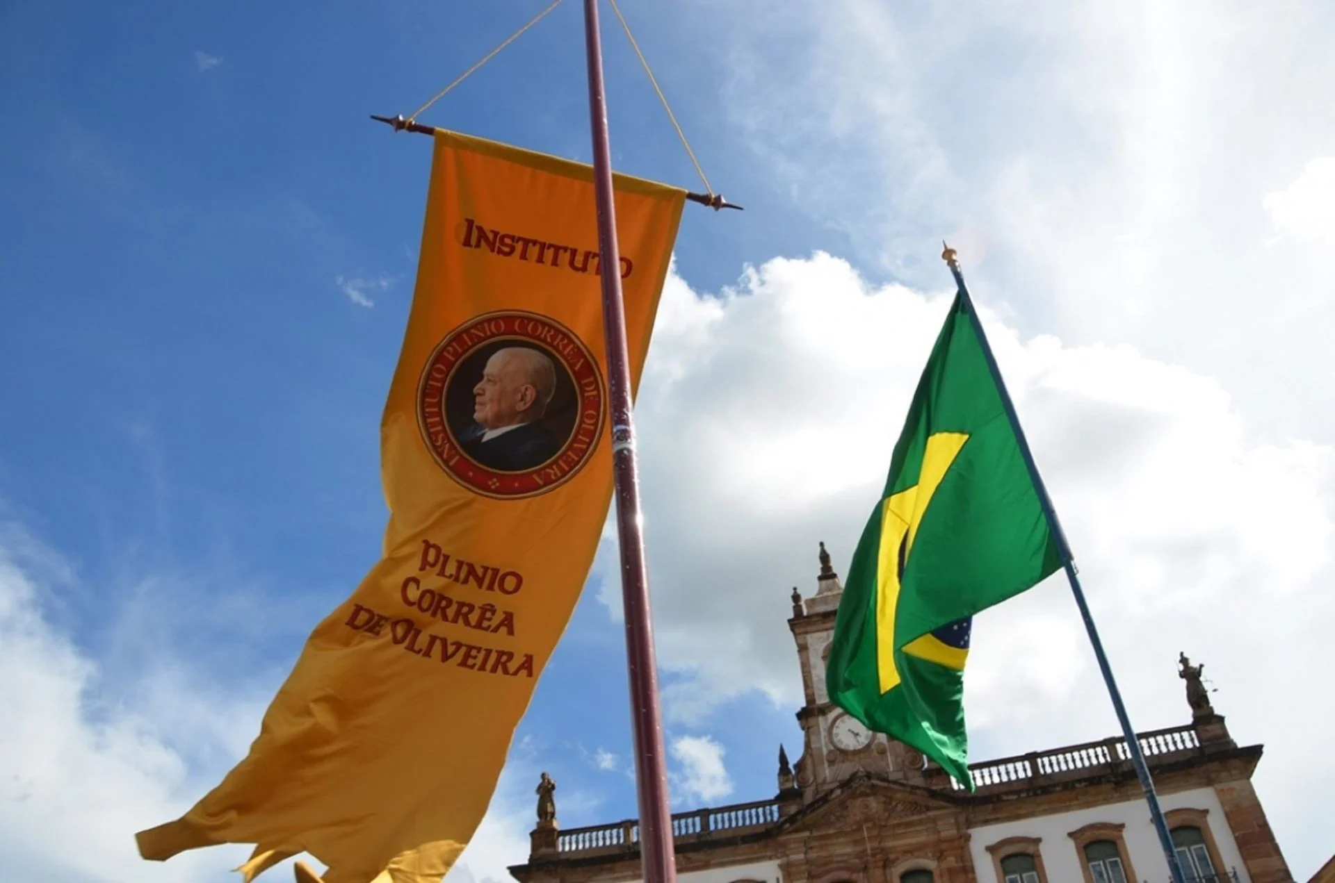 No momento, você está visualizando Cruzada pela Família: Diga NÃO! ao aborto! Campanha em Belo Horizonte