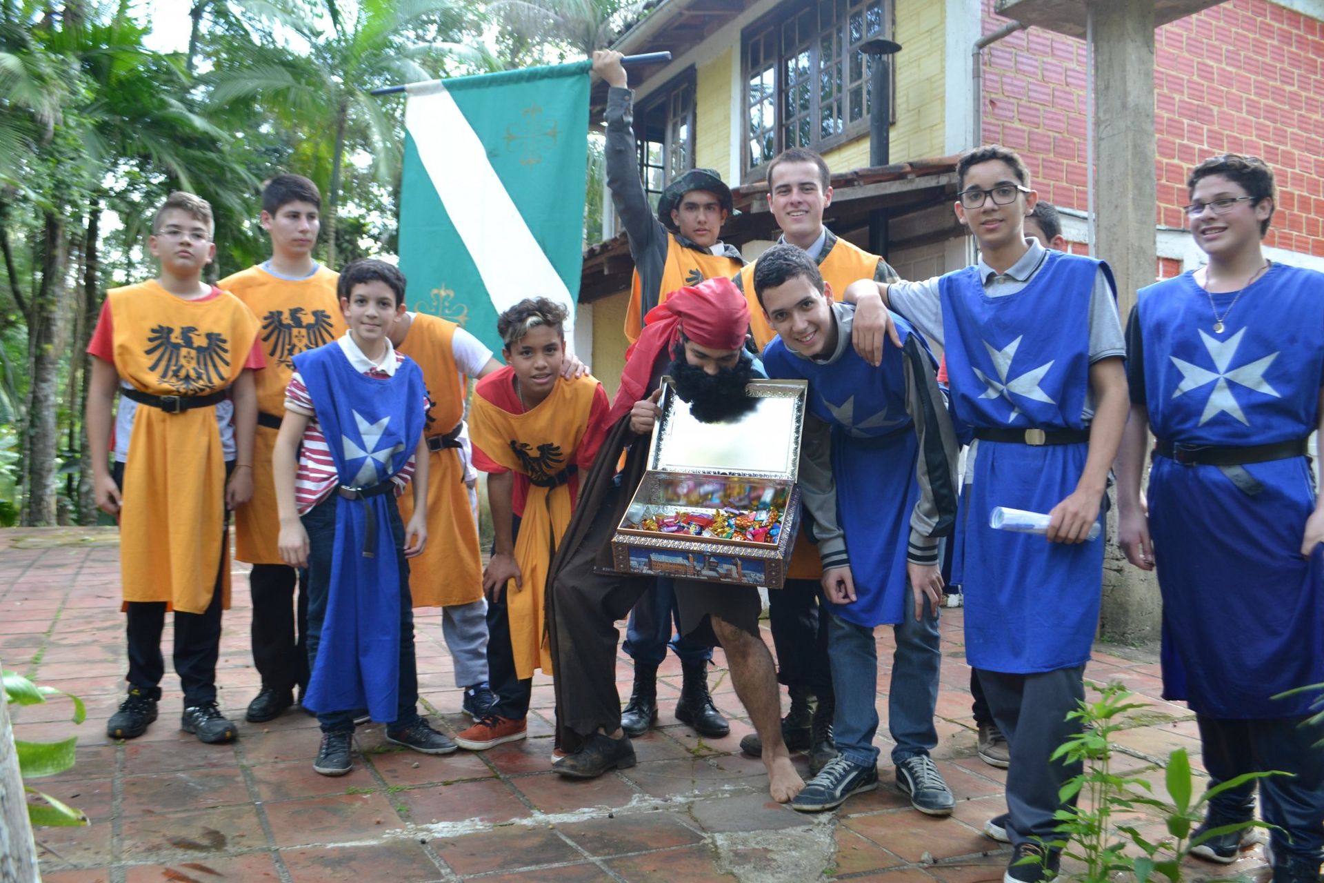 No momento, você está visualizando Em Curitiba, um “Chamado à Cavalaria!”