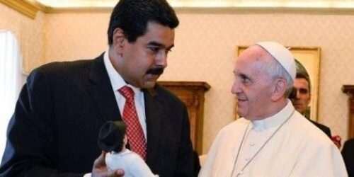 Incômoda visita à Colômbia