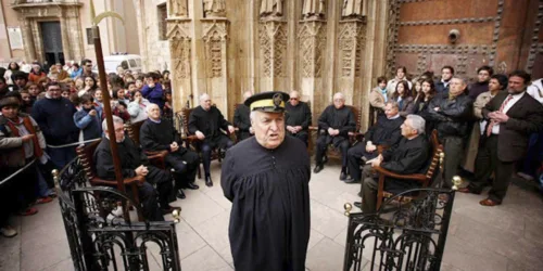 O mais antigo tribunal do mundo e suas lições medievais
